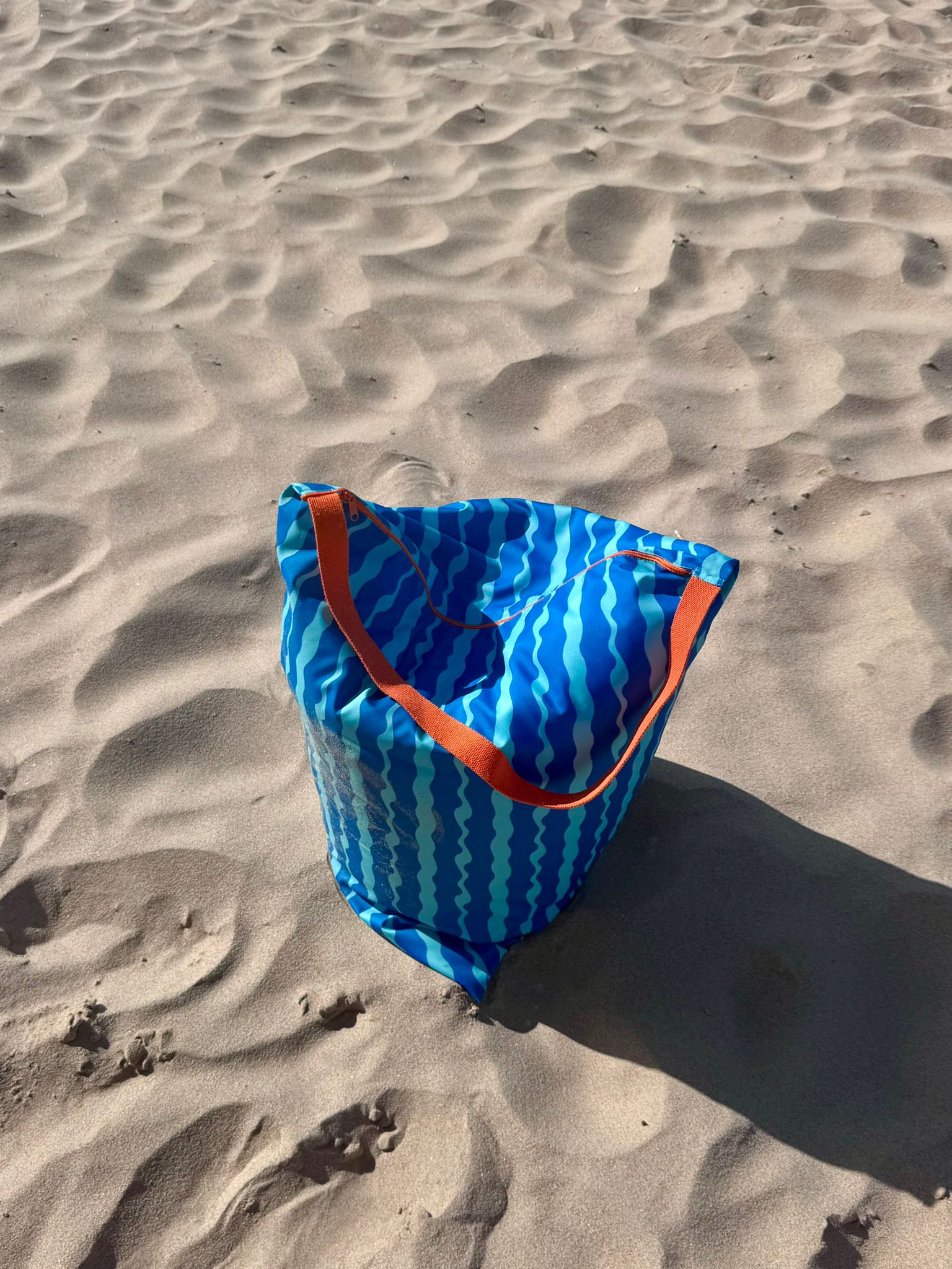 Puff de praia Onda Azul da puffs.pt by Zezinha, feito à mão em Portugal