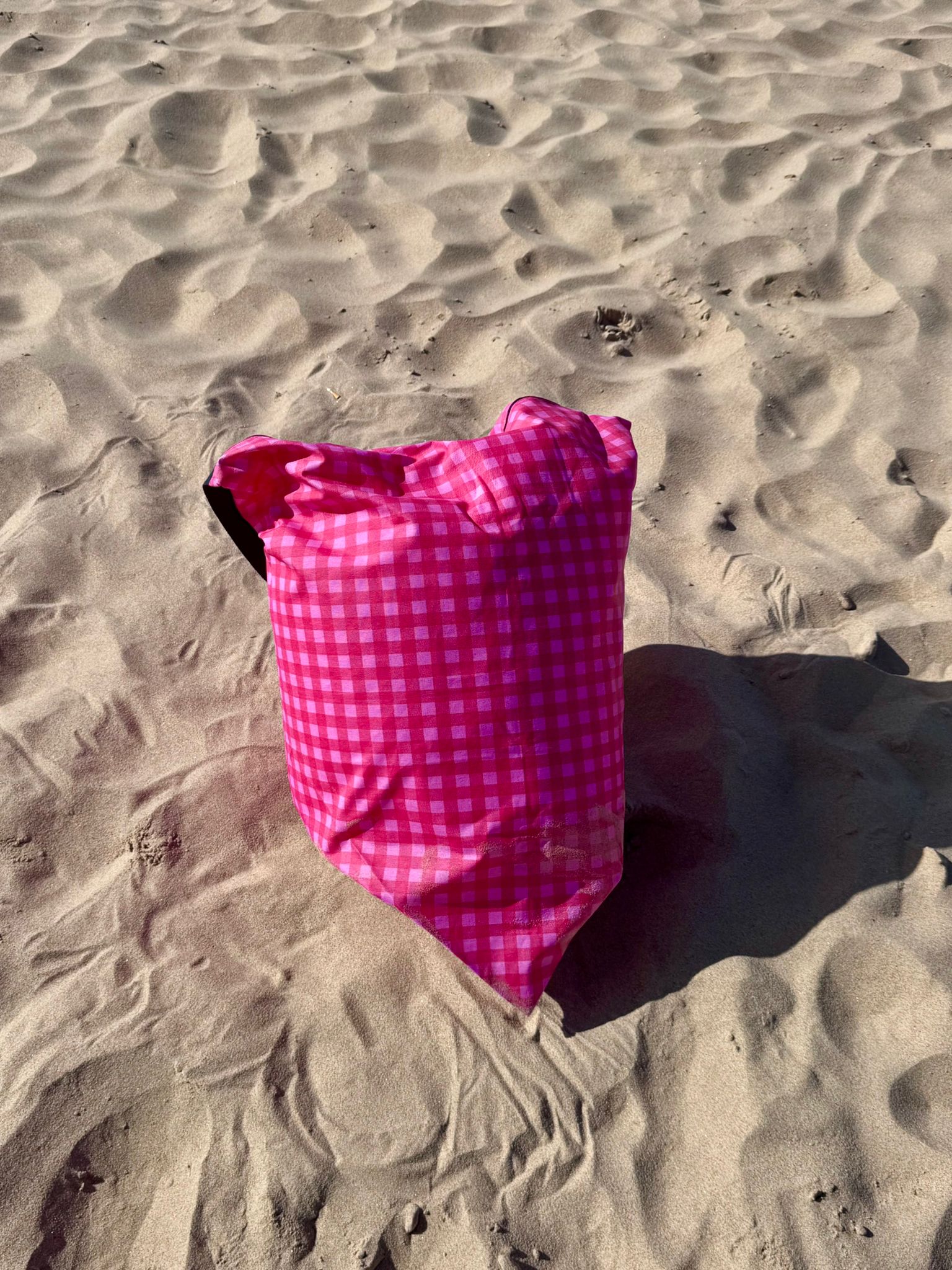 Puff de praia Rosa Vichy da puffs.pt by Zezinha, feito à mão em Portugal